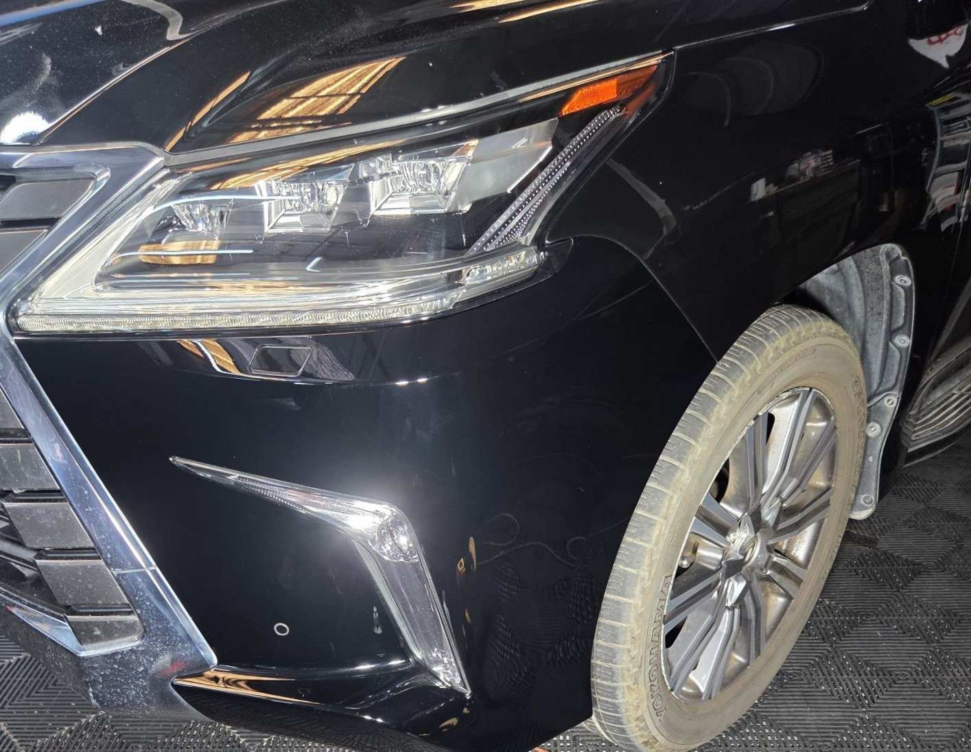 Lexus GX550 front bumper after, deep clean black